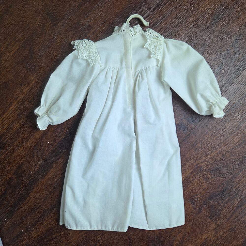 Vintage Pleasant Co. American Girl Samantha Parkington Nightgown - Picture 2 of 2